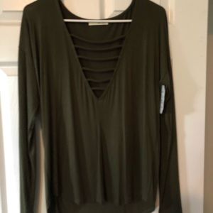 Dark green v neck long sleeve shirt